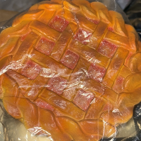 iBloom Apple Pie Squishy - Picture 2 of 3